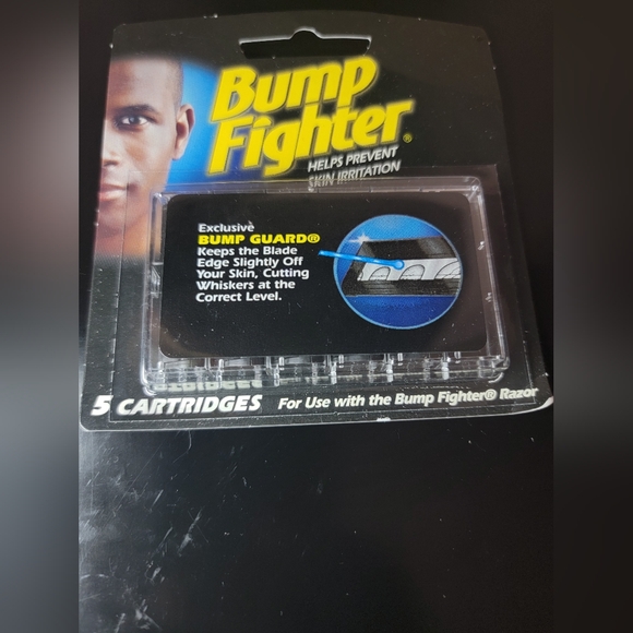 Bumpfighter Cartridges (5 counts) For Use with the Bumpfighter Razor handle. - Picture 2 of 6